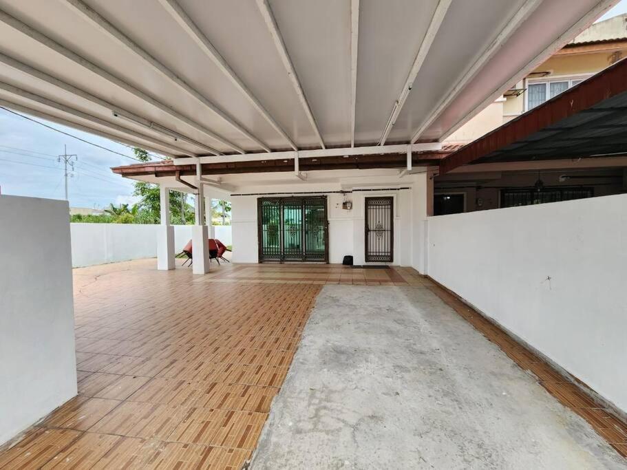 Rawang Conner Lot Homestay エクステリア 写真