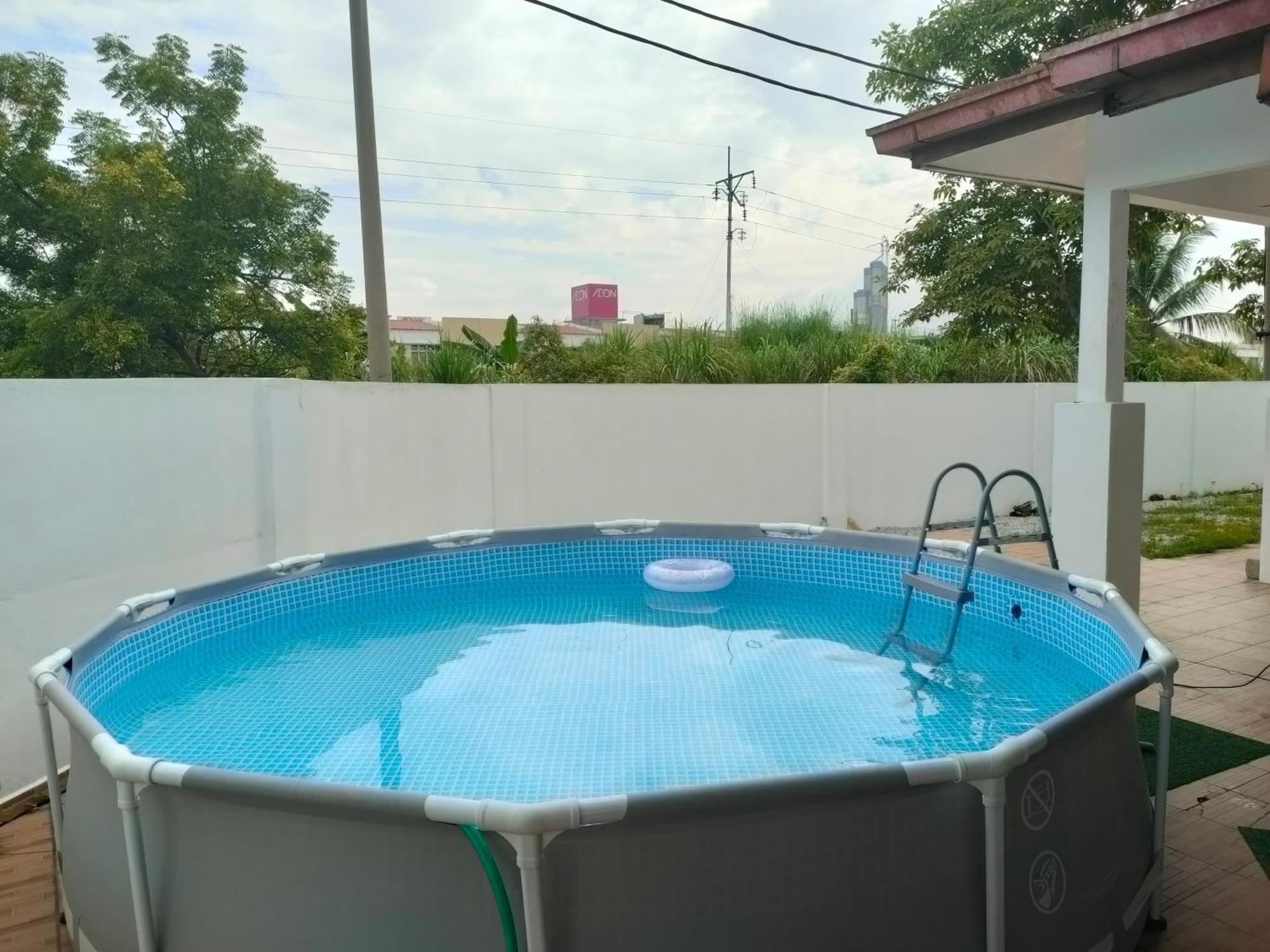 Rawang Conner Lot Homestay エクステリア 写真